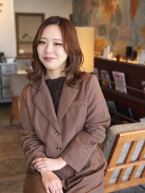 アヤナ